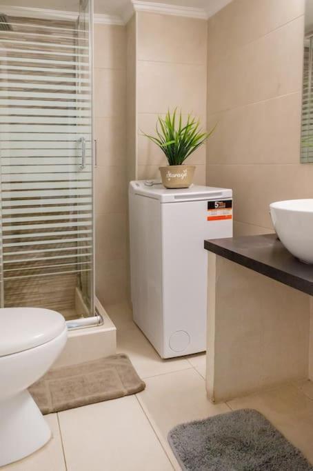 Cozy Airbnb Room In Athen Exterior foto